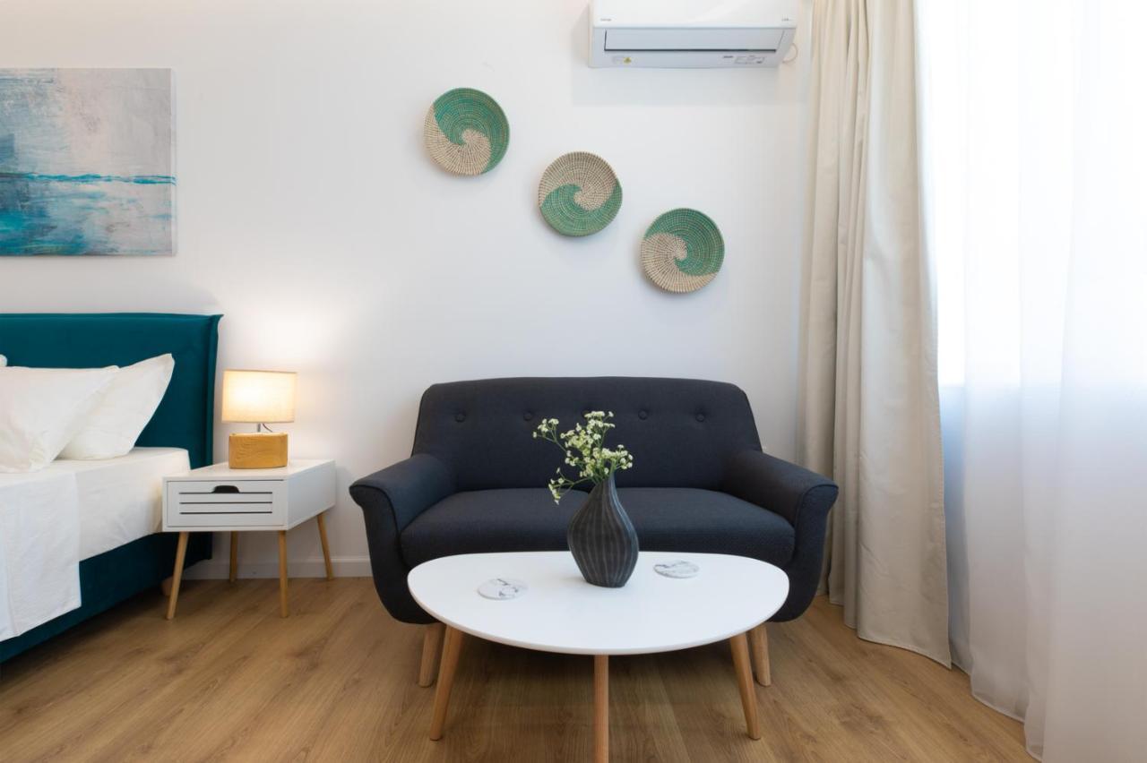 Minimal Apartment In Plaka Athènes Extérieur photo