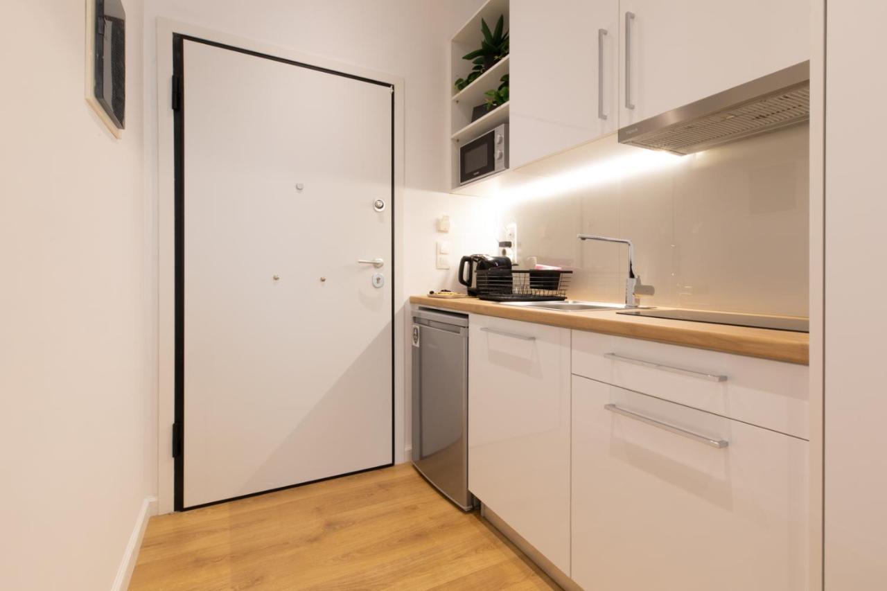Minimal Apartment In Plaka Athènes Extérieur photo